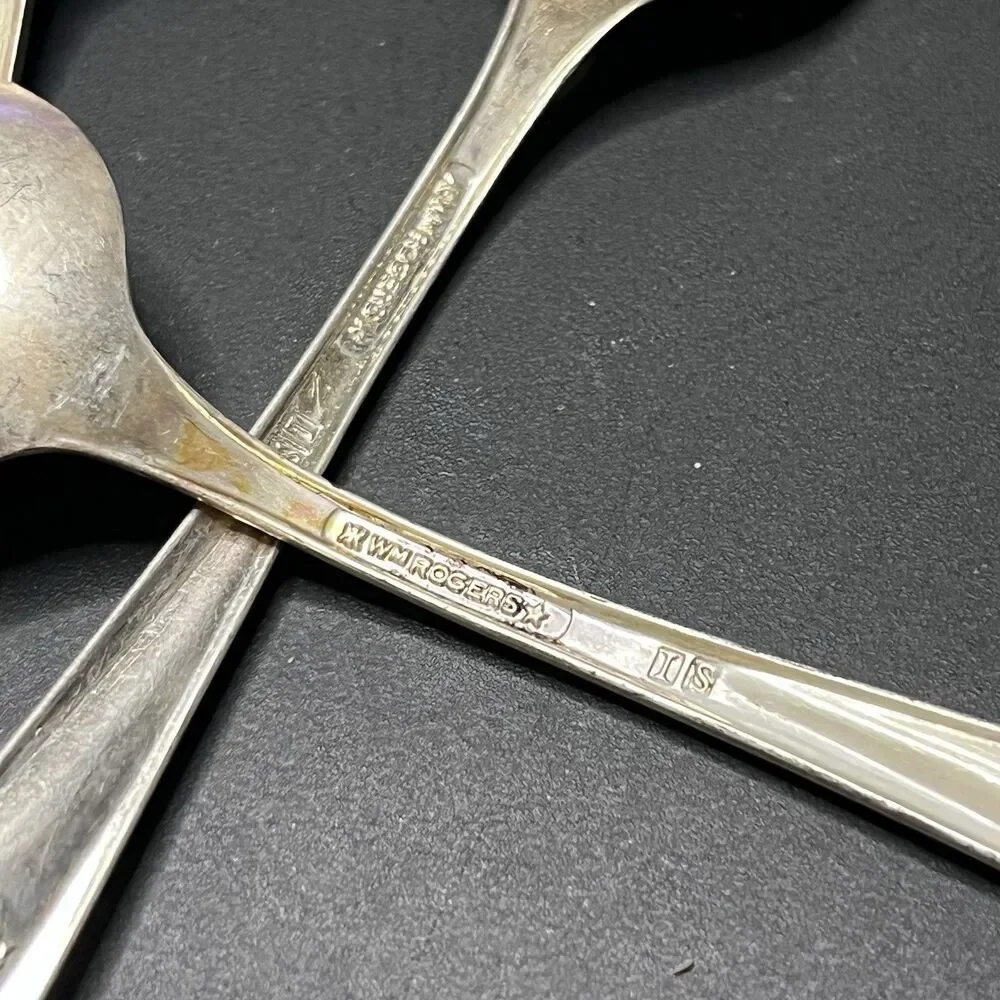 International Wm Rogers Lovely Rose Flatware Silver plate 4 teaspoons EUC